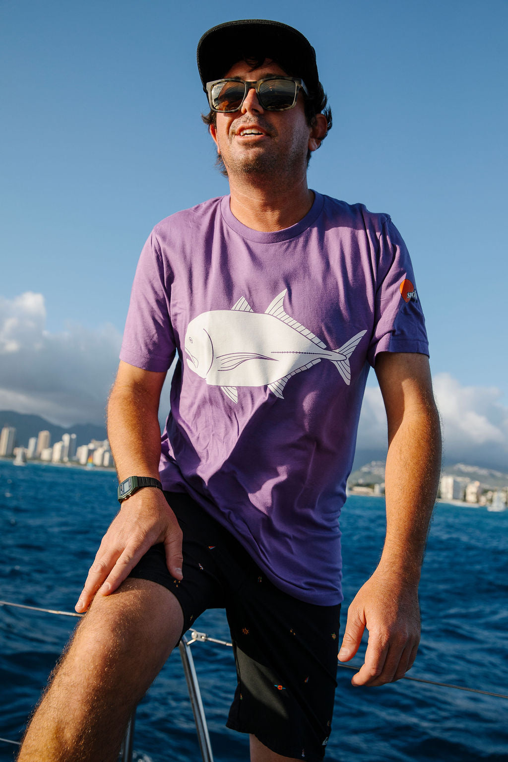 Giant Trevally / Ulua Unisex Modern Tee