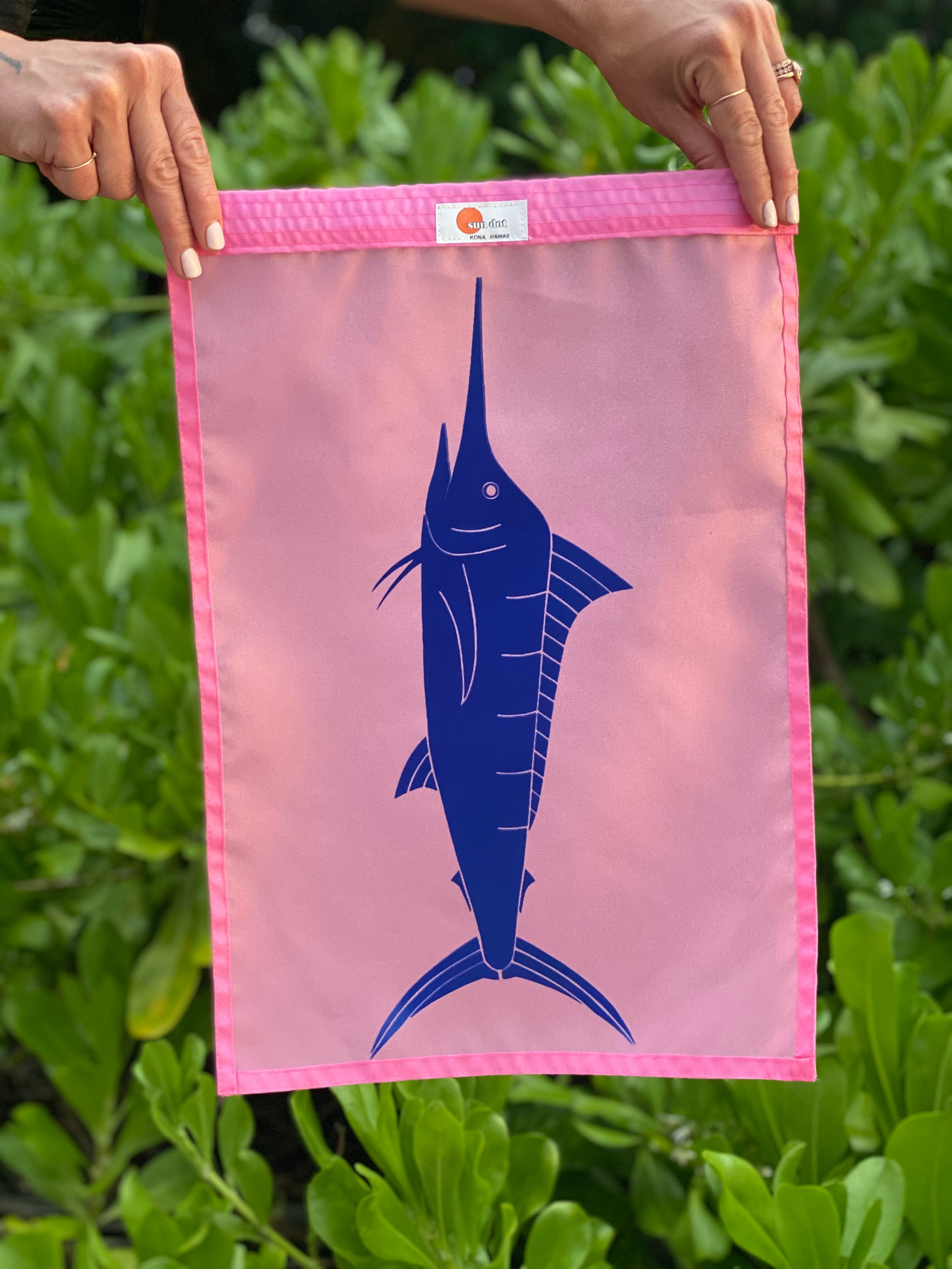 Pink Marlin Flag – Sundot Marine