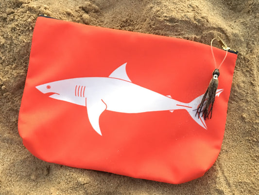 Sundot Marine Flag Shark Pouch on the sand